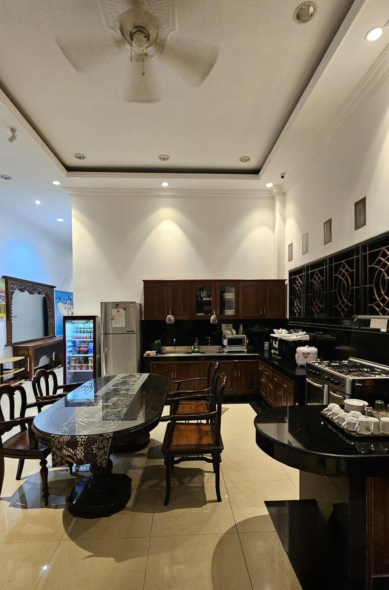 Fora Capsule Hostel Tuban Кута Екстер'єр фото